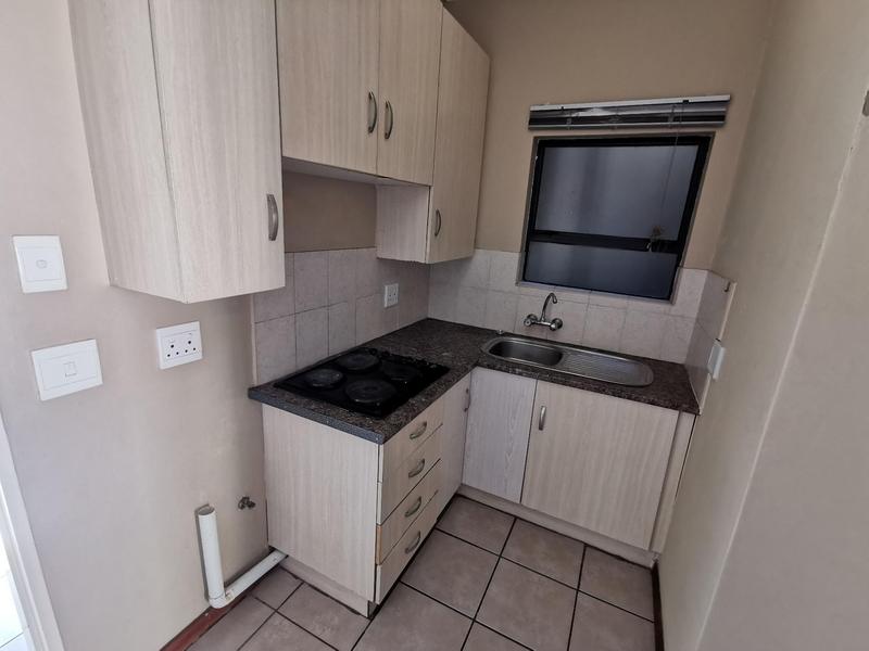 To Let 1 Bedroom Property for Rent in Die Bult North West